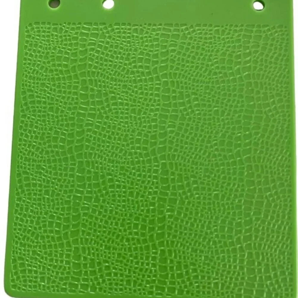 Scrapbooking Fiskars Critters & Leather Embossing Plate 6x7